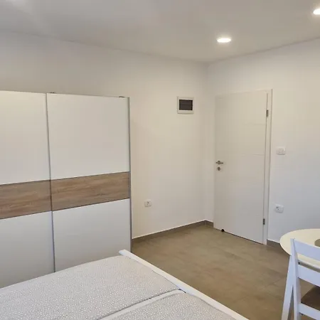 Narcisa N2 Apartman *