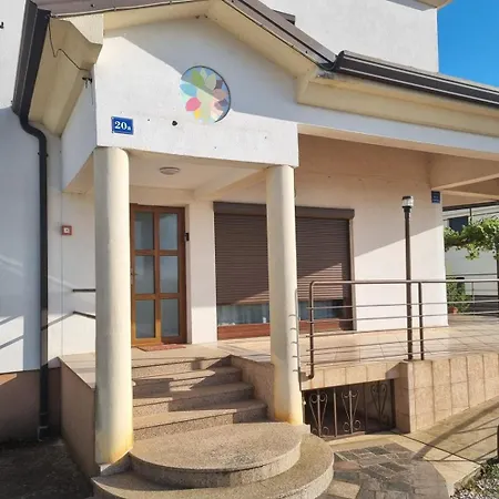 Narcisa N2 Apartment Umag